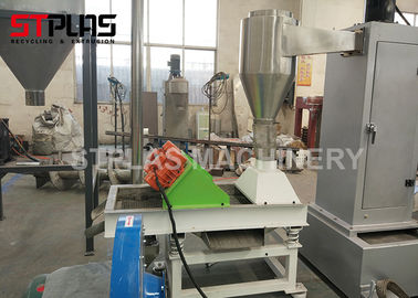Zweistufiges Mutter-Baby-Plastikwiederverwertungsextruder-Maschine mit gelüfteter Entgasung