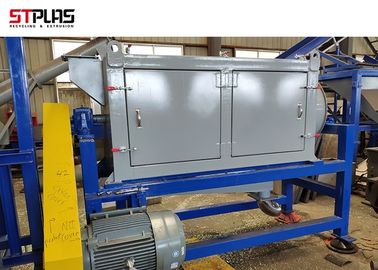 Die Plastikflasche, die Maschine HAUSTIER aufbereitet, rangiert waschende Linie Flaschen-Waschmaschine aus