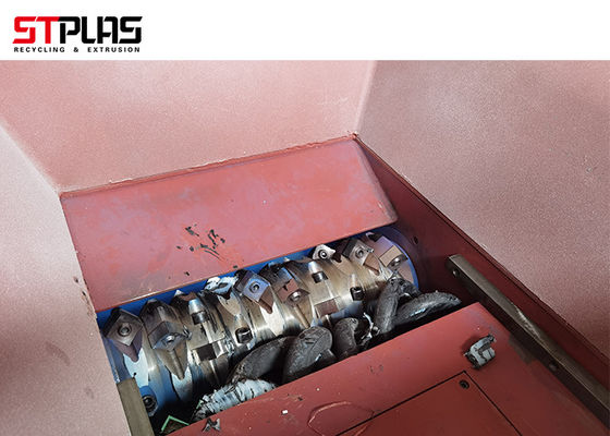 Industrieabfall-Reißwolf des PET-30kw mit hydraulischem Förderer